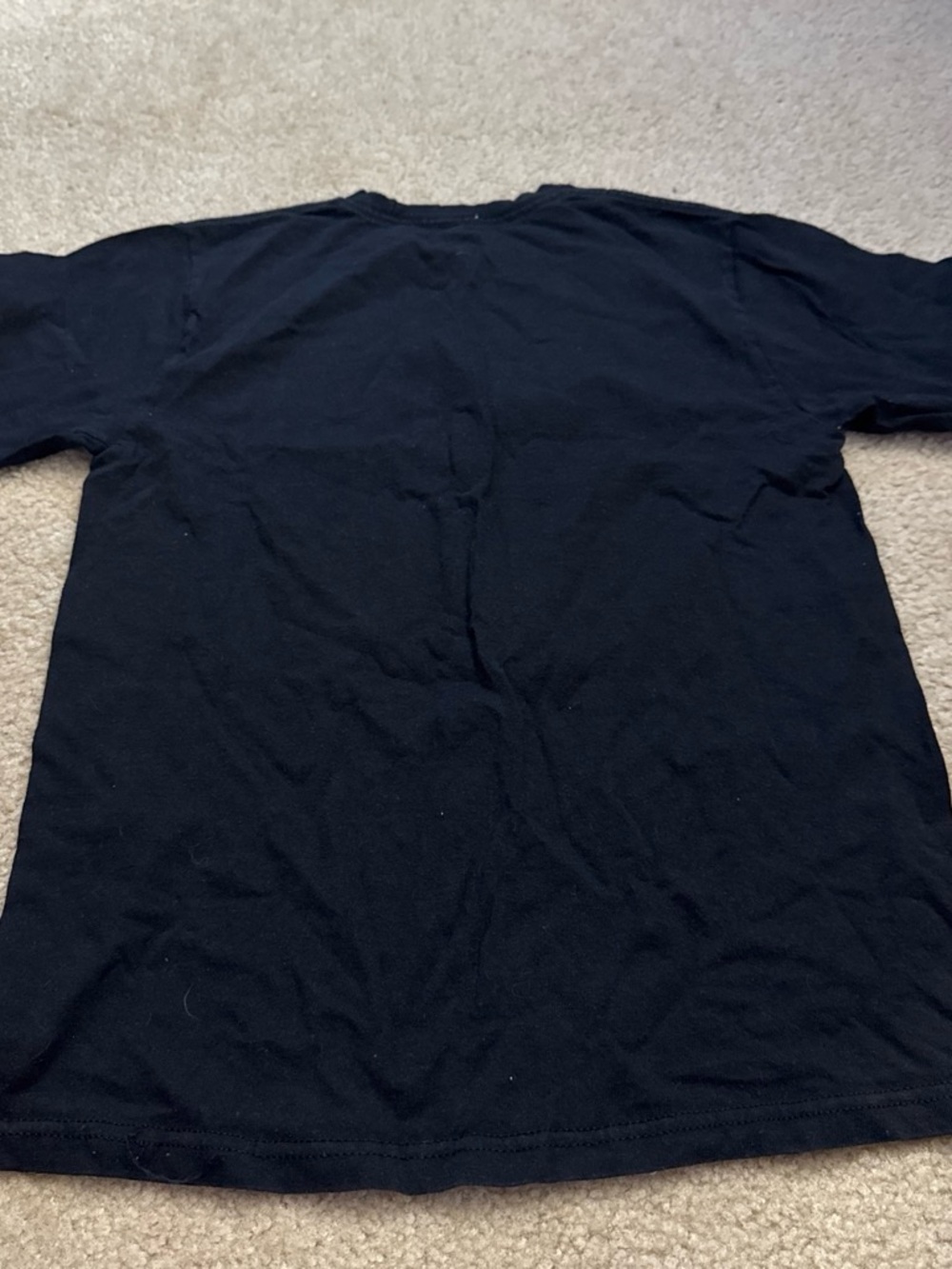 V-Neck - Picture 3 of 3